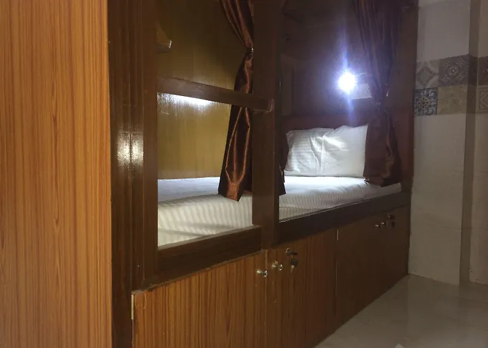 Zara Dormitory Mumbai